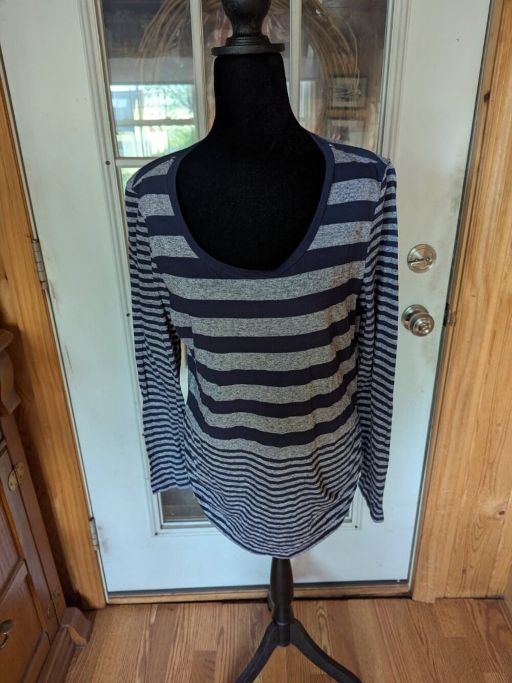 Top Coldwater Creek navy/gray size medium 10-12